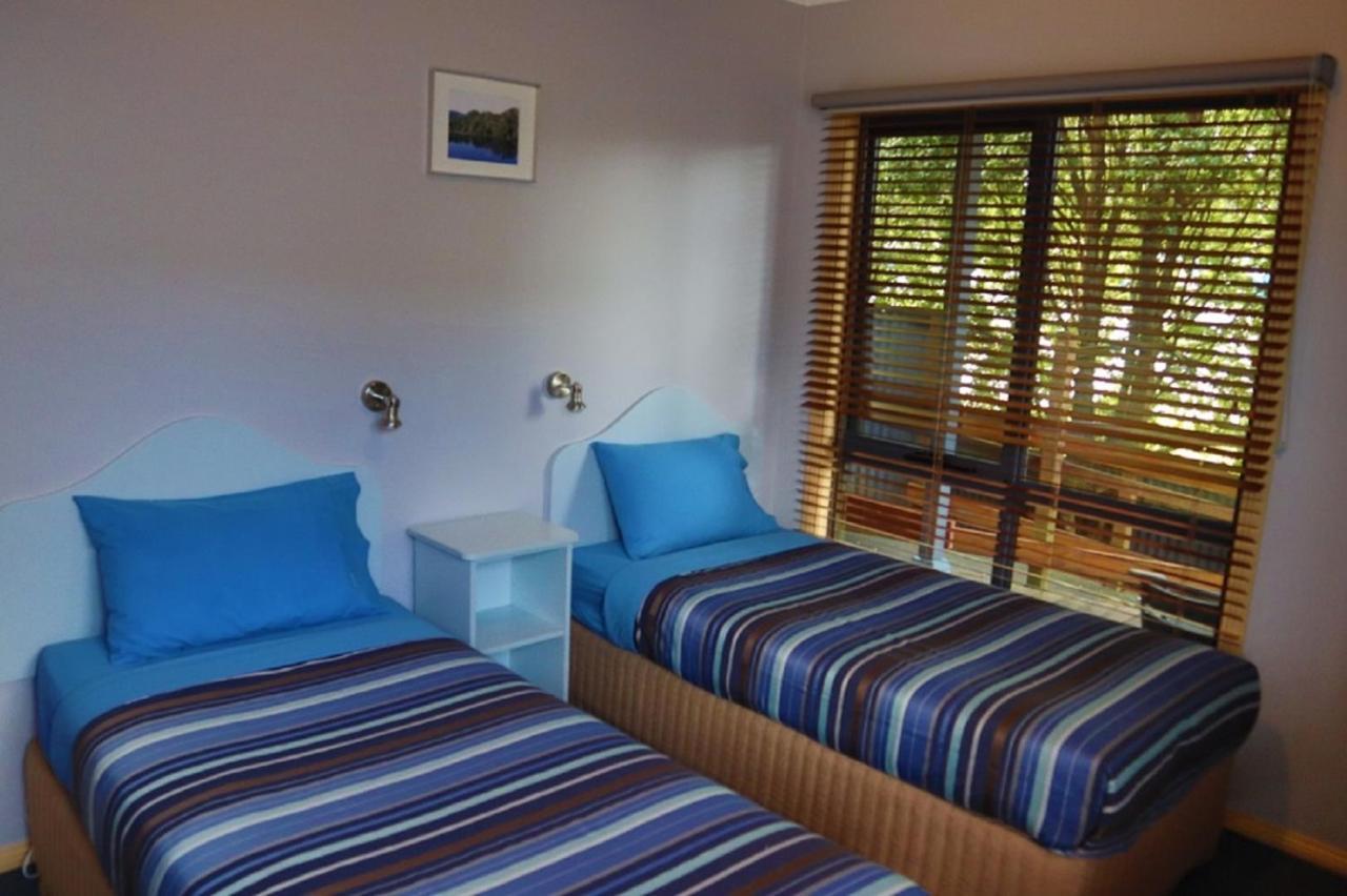 Strahan Bungalows Ngoại thất bức ảnh