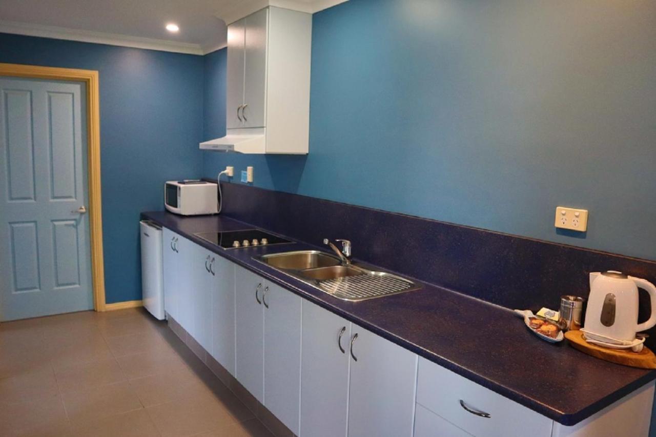 Strahan Bungalows Ngoại thất bức ảnh